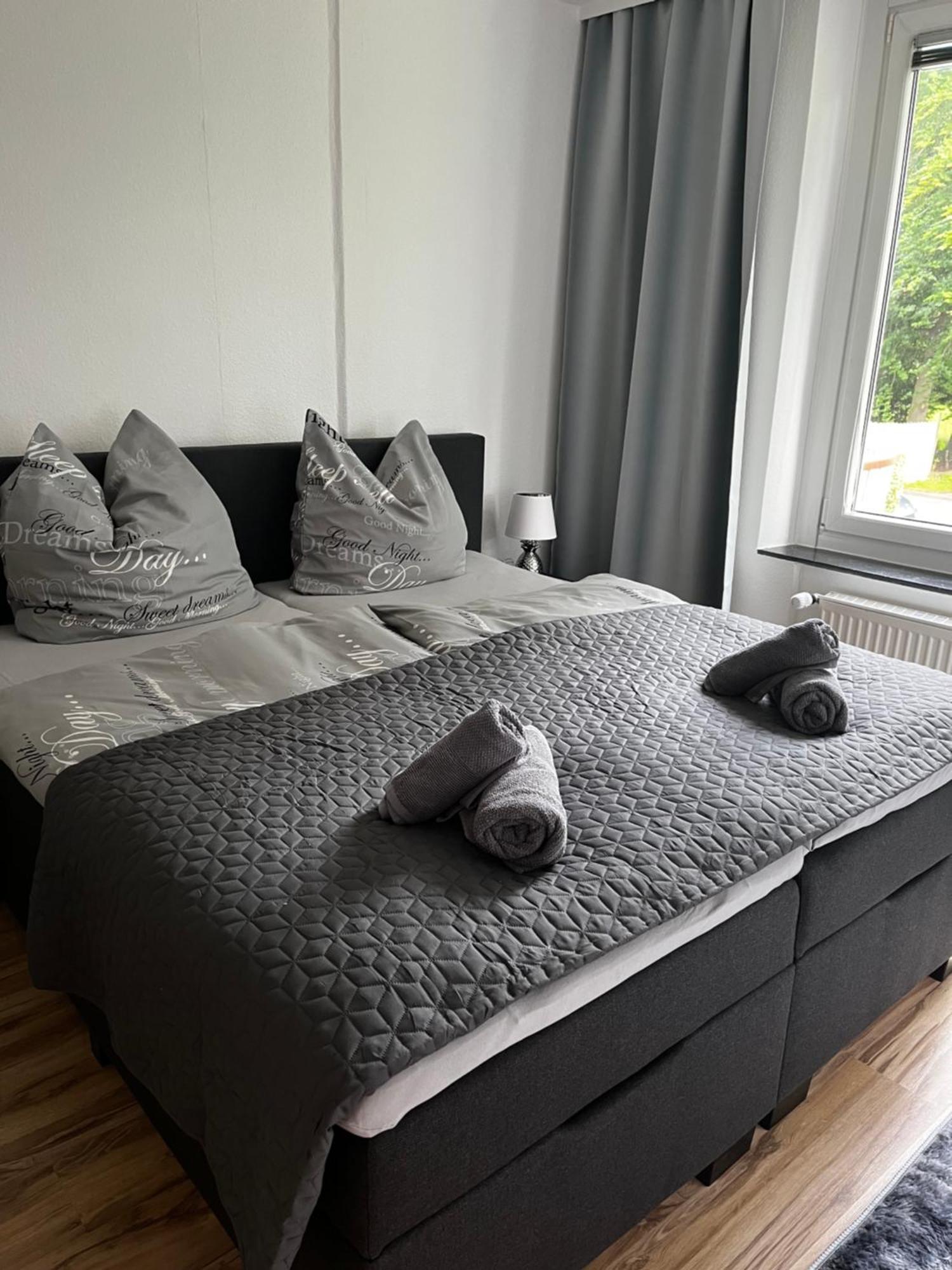Апартаменты Traumhaftes Bijou Fuer 4 Хольцминден Экстерьер фото